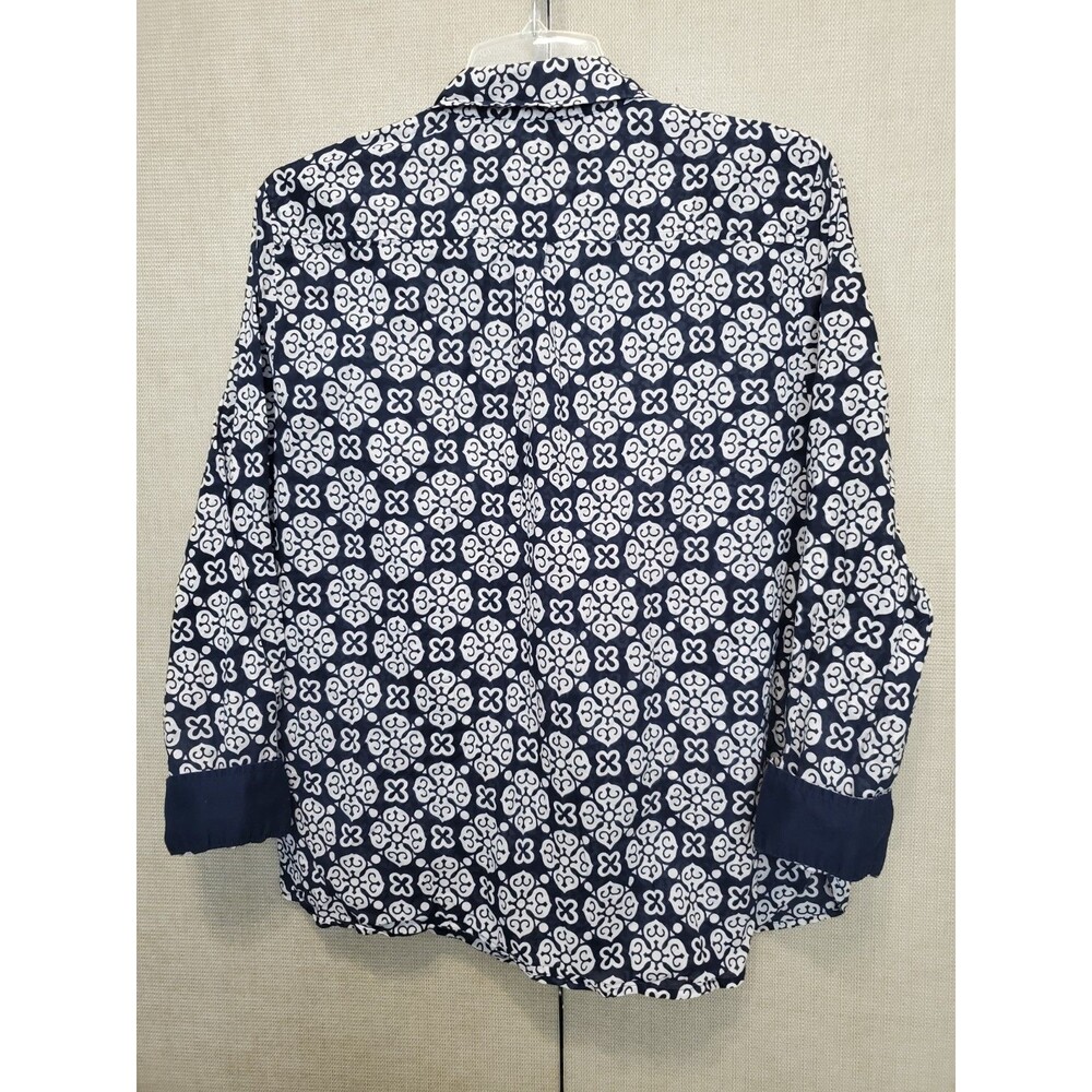 TALBOTS Petites Cotton Blue Medallion Print Flip-Cuff Button-Up Shirt Size LP - Picture 4 of 5